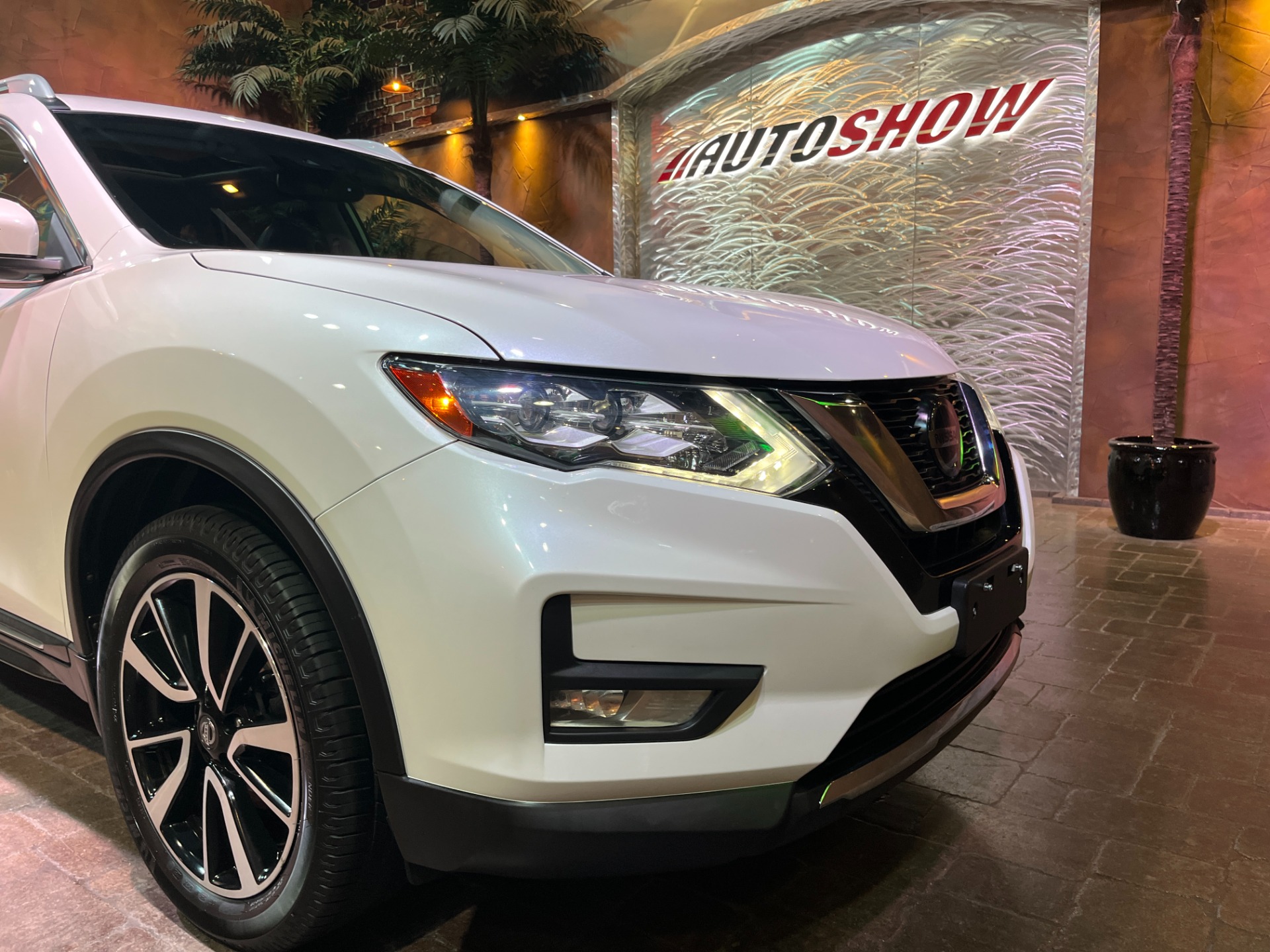 used 2020 Nissan Rogue car, priced at $31,800