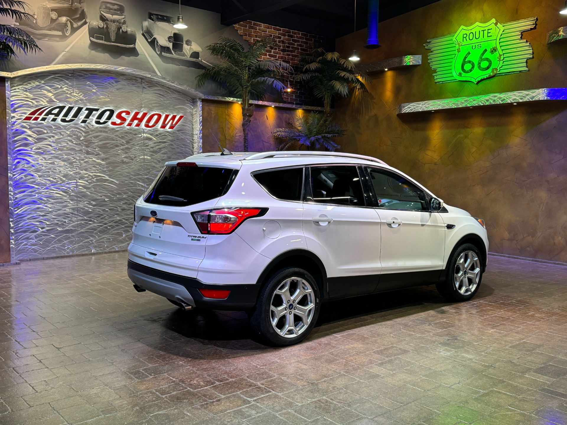 used 2018 Ford Escape car, priced at $25,800