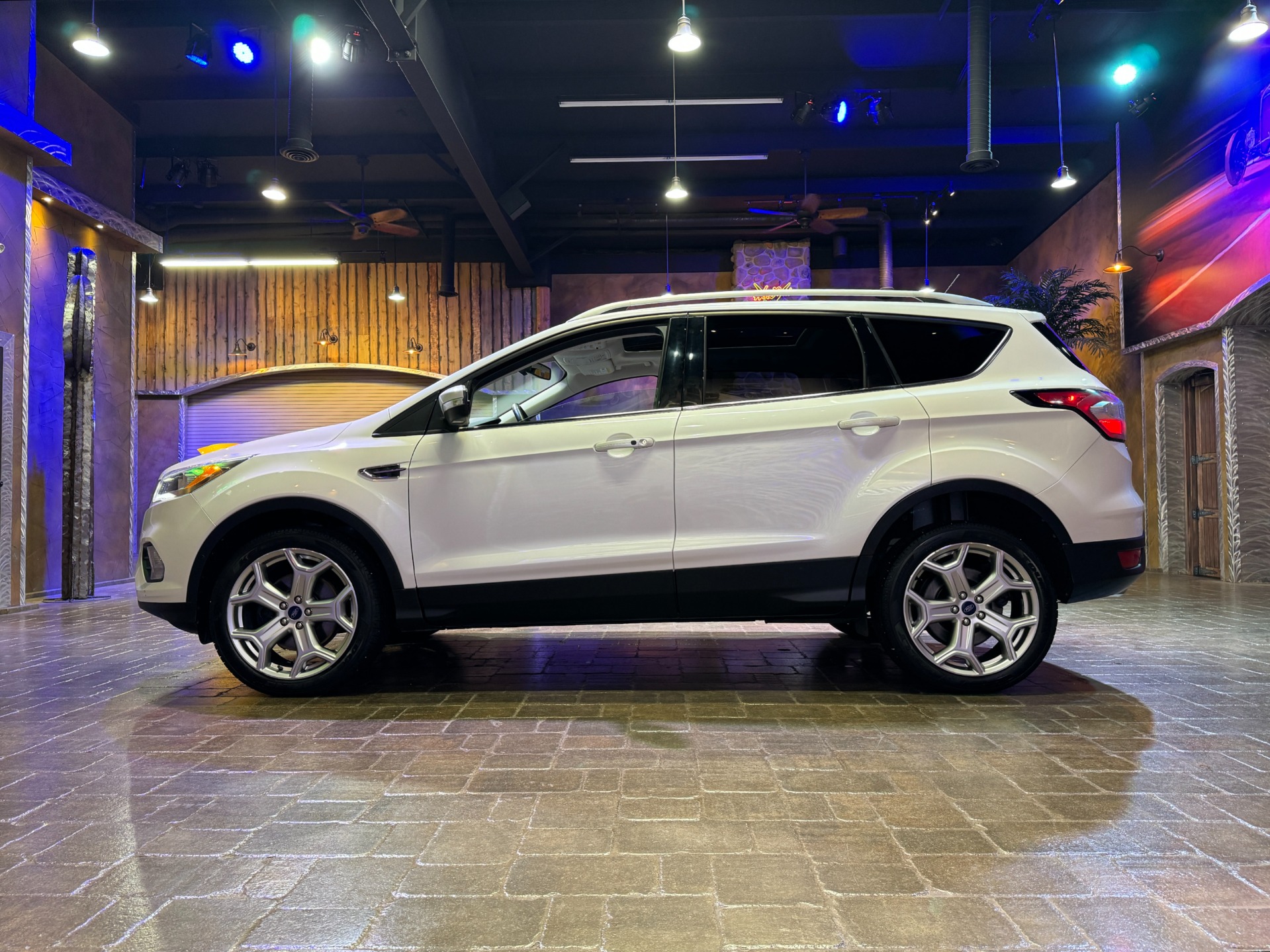 used 2018 Ford Escape car, priced at $25,800