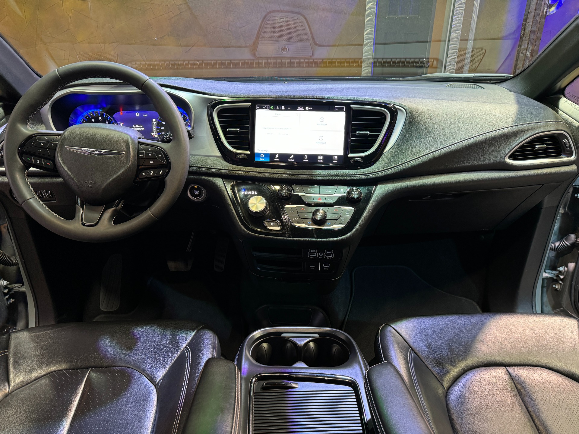 used 2022 Chrysler Pacifica car, priced at $46,800