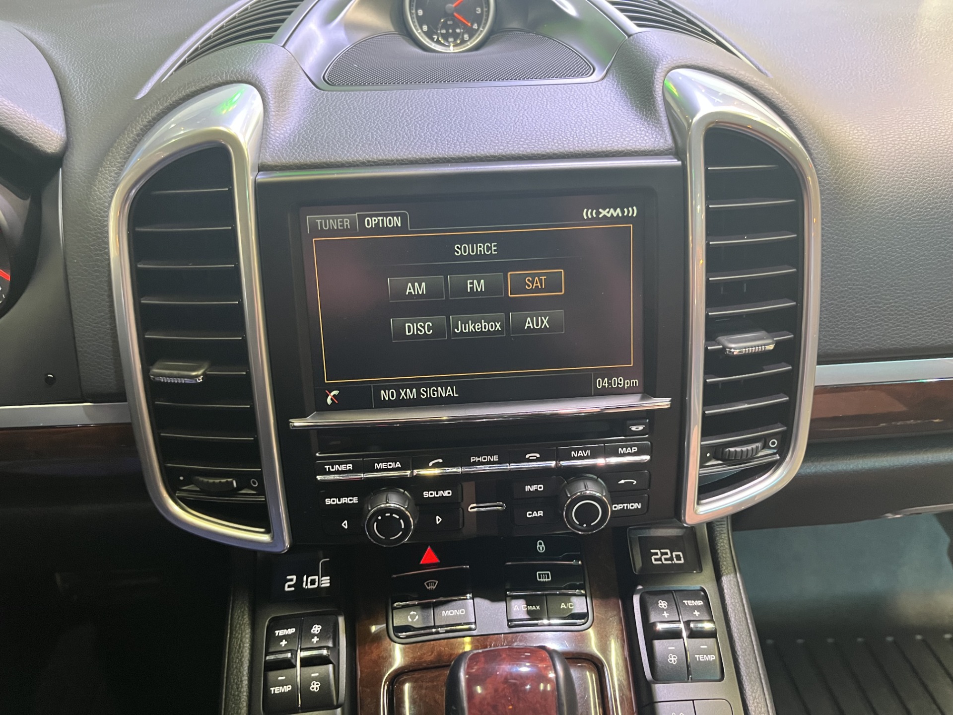 used 2013 Porsche Cayenne car, priced at $29,800